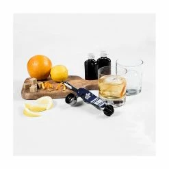 The Sports Vault TORONTO MAPLE LEAFS BARTENDER MULTI-TOOL -Atlantic Division Shop TORONTO MAPLE LEAFS BARTENDER MULTI TOOL 2